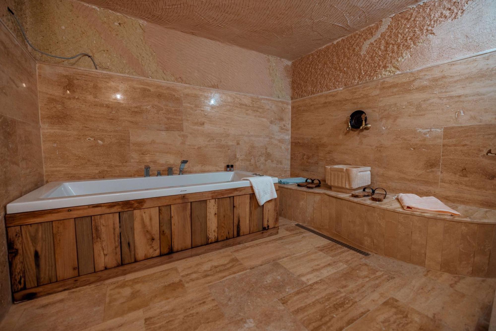 Misty Cave Hotel 어굽 외부 사진