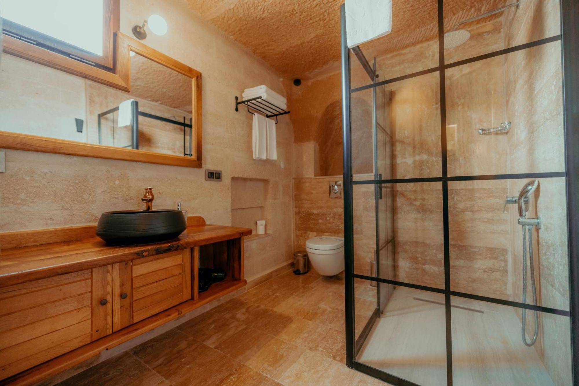 Misty Cave Hotel 어굽 외부 사진