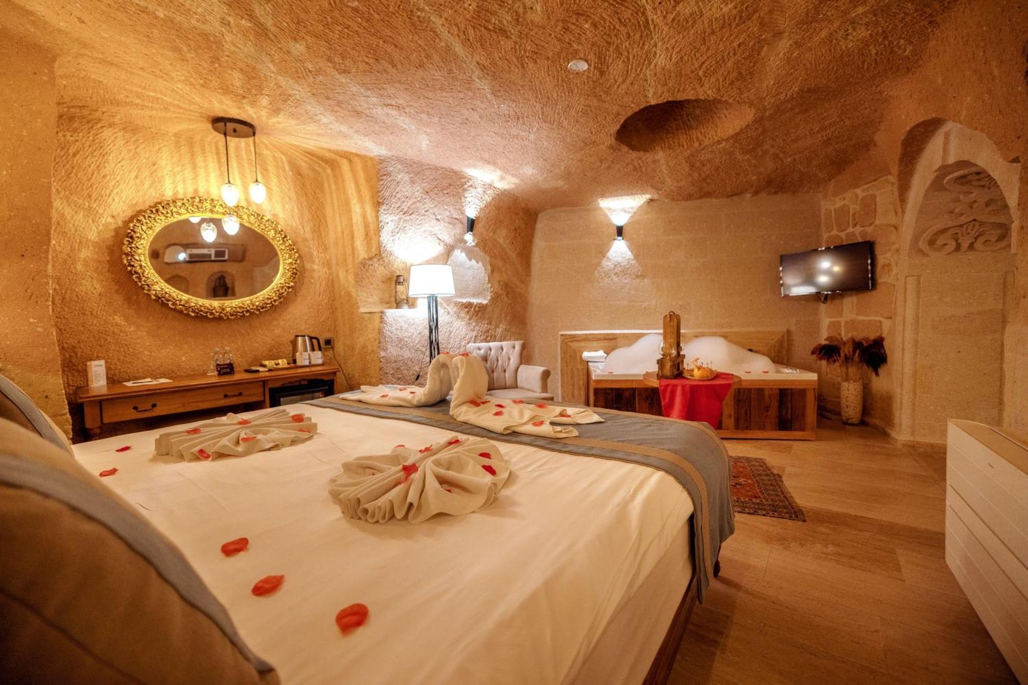 Misty Cave Hotel 어굽 외부 사진