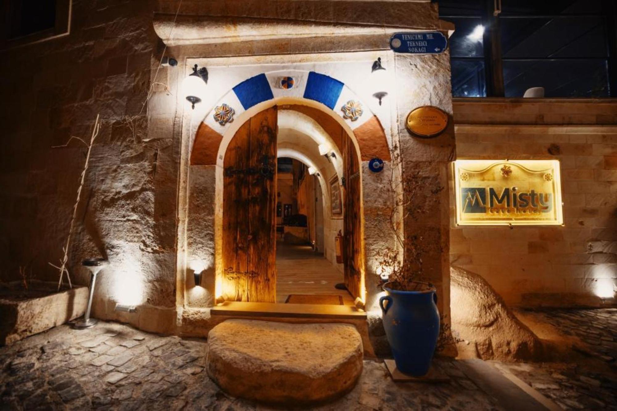 Misty Cave Hotel 어굽 외부 사진